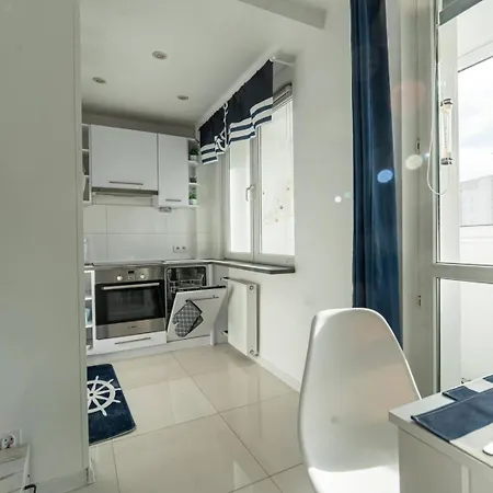 Apartly - Wyszynskiego Z Loggia * Щецин