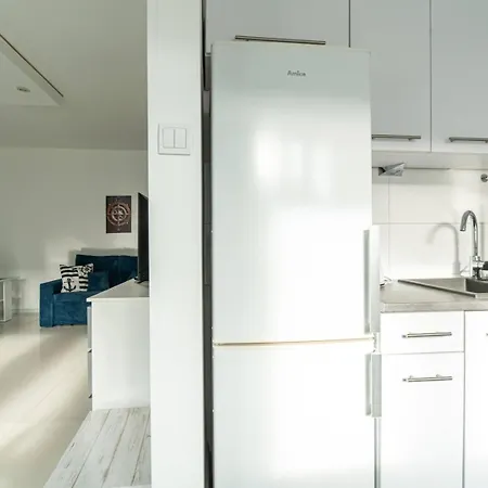 Apartly - Wyszynskiego Z Loggia * Щецин