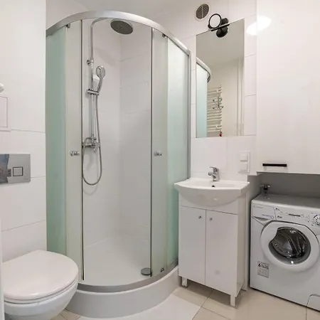 Apartly - Wyszynskiego Z Loggia *
